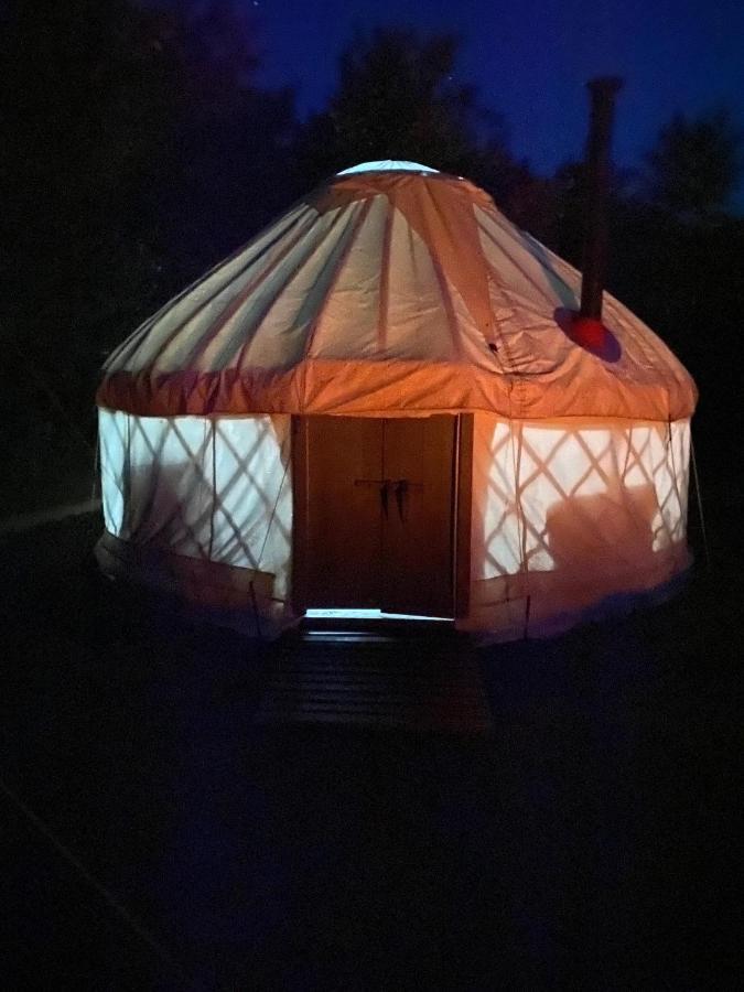 Mill Haven Place Glamping-Yurt 1 Talbenny Luaran gambar