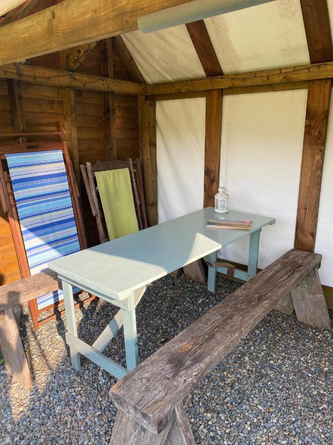 Mill Haven Place Glamping-Yurt 1 Talbenny Luaran gambar