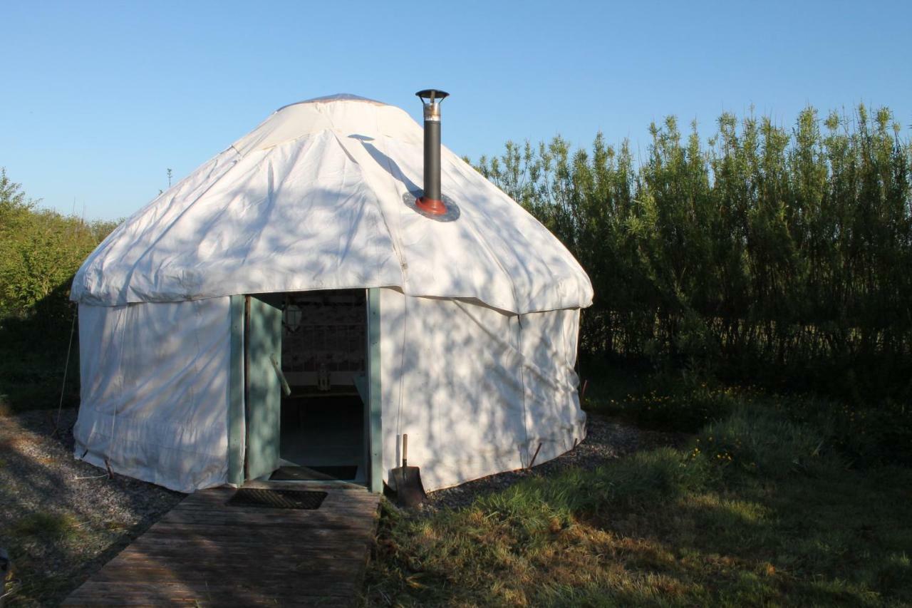 Mill Haven Place Glamping-Yurt 1 Talbenny Luaran gambar