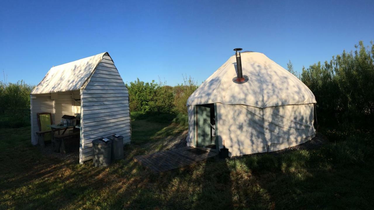 Mill Haven Place Glamping-Yurt 1 Talbenny Luaran gambar